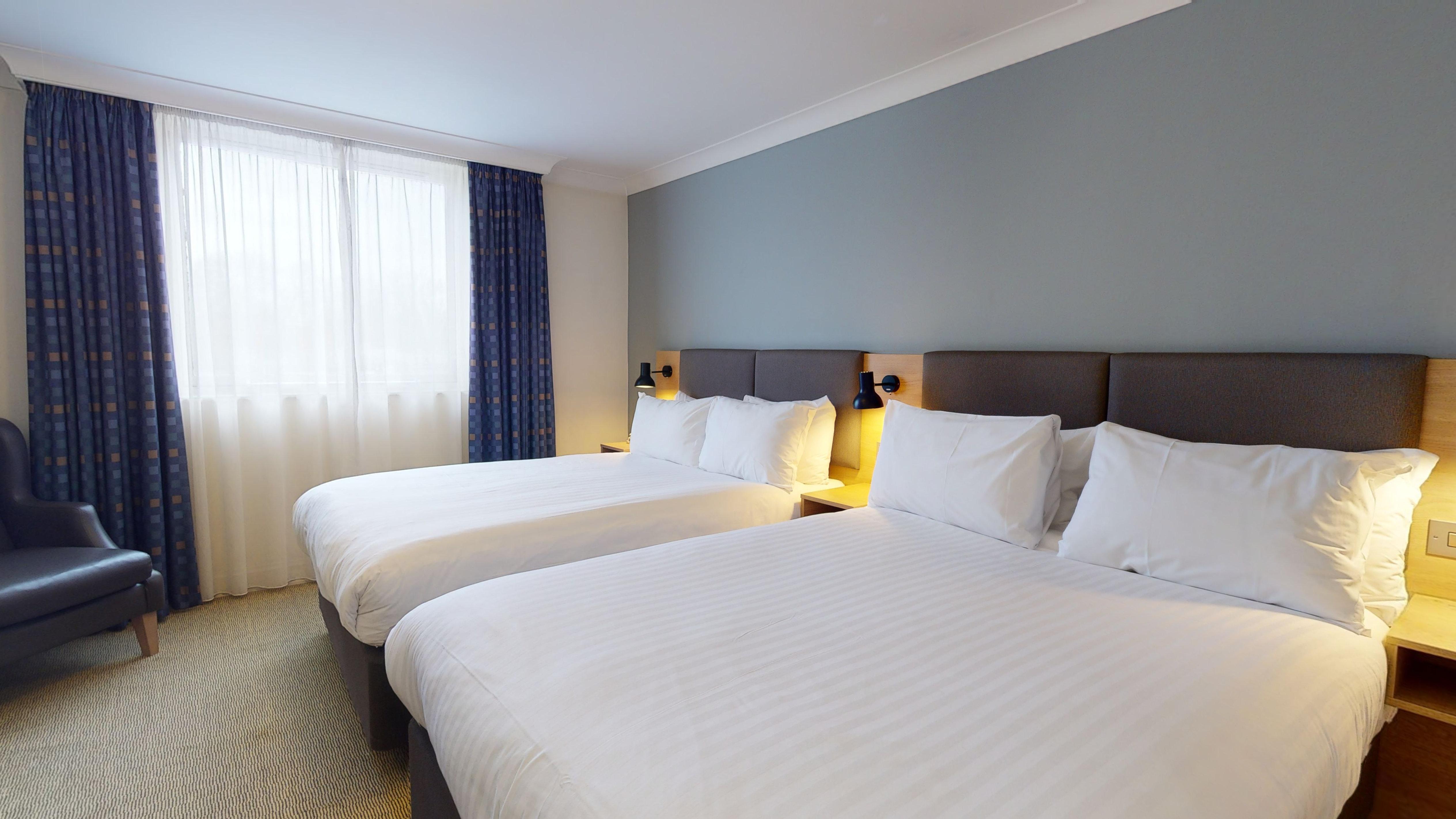 Holiday Inn Brentwood By Ihg Ngoại thất bức ảnh