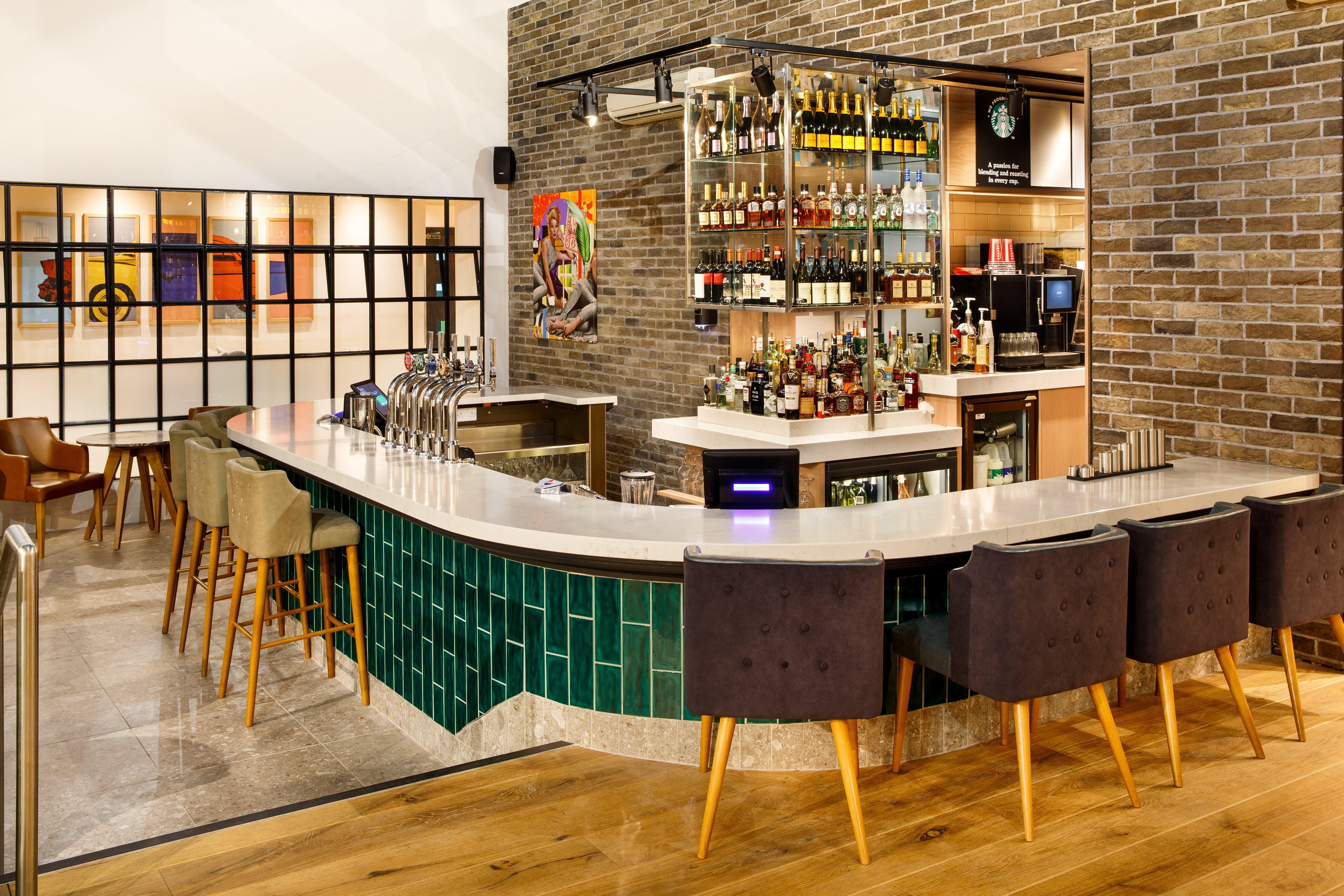 Holiday Inn Brentwood By Ihg Ngoại thất bức ảnh