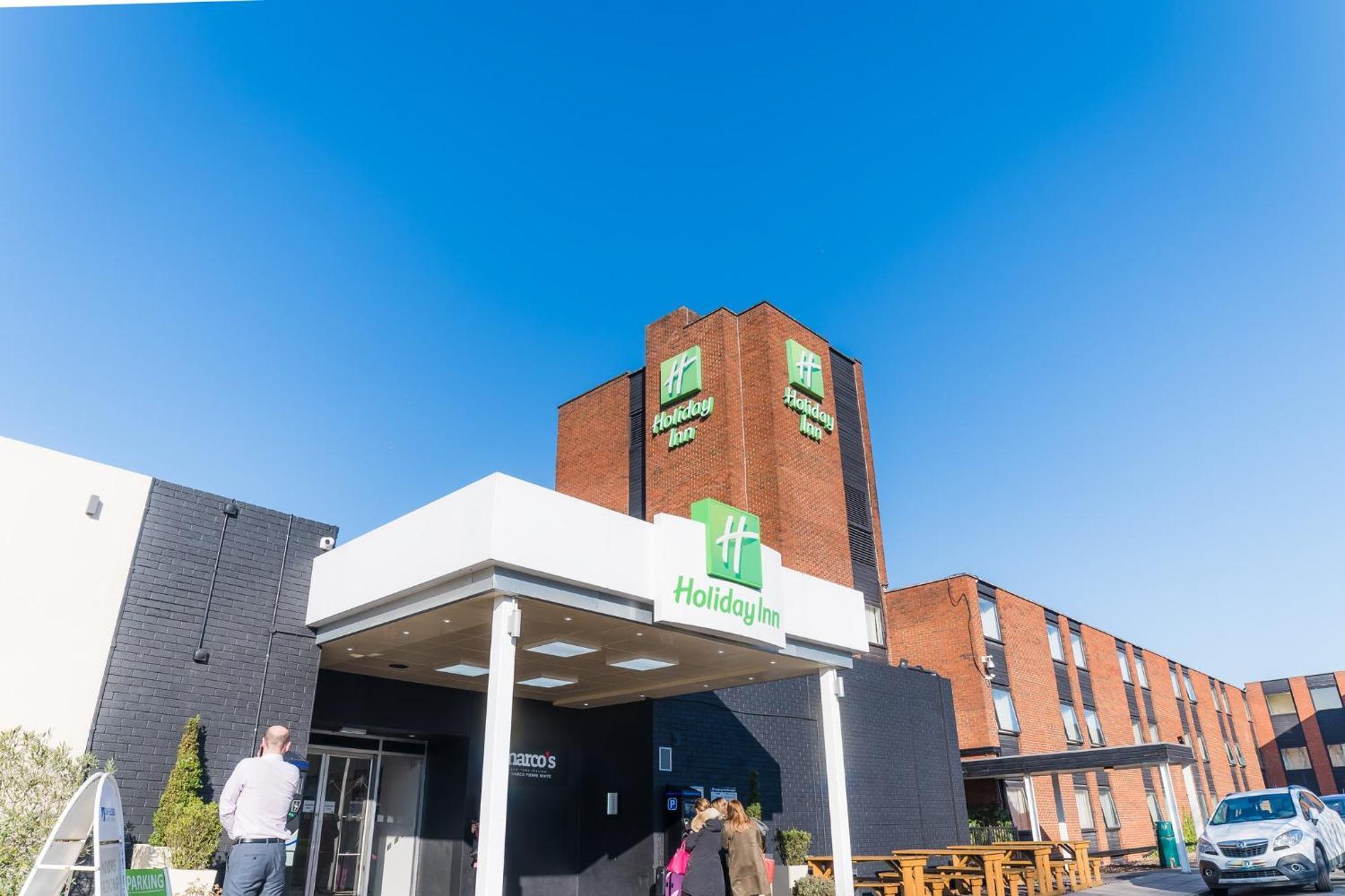 Holiday Inn Brentwood By Ihg Ngoại thất bức ảnh